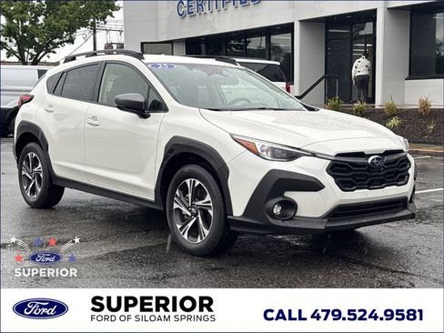 Used 2025 Subaru Crosstrek 2.5i Premium AWD/4WD image 1