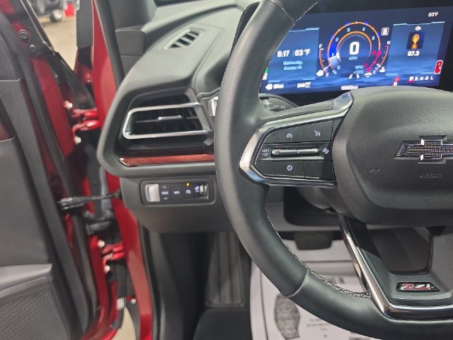 Used 2025 Chevrolet Traverse Z71 w/ Driver Confidence Package AWD/4WD image 16