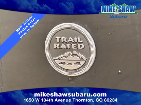 Used 2018 Jeep Wrangler Unlimited Sahara w/ Connectivity Group image 7