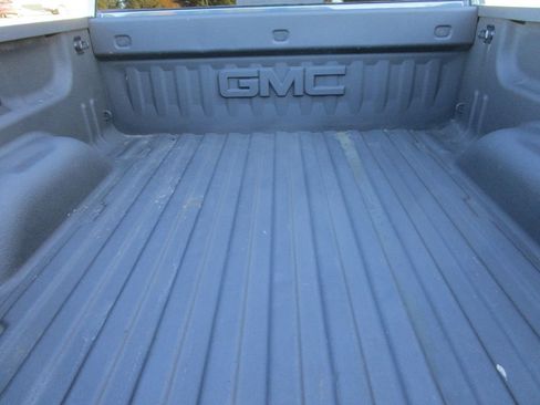 Used 2018 GMC Sierra 1500 SLT image 15