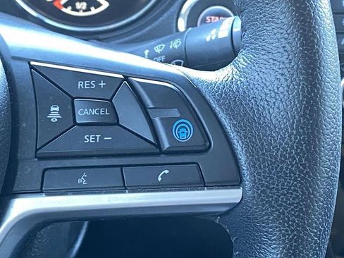 Used 2020 Nissan Rogue SL w/ Premium Package image 22
