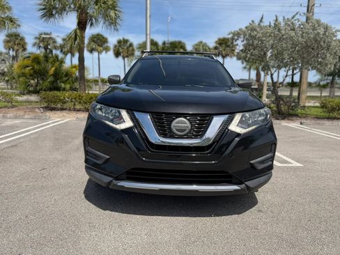 Used 2018 Nissan Rogue S w/ S Value Package FWD image 5