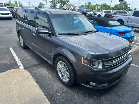 Used 2018 Ford Flex SEL w/ Class III Trailer Tow Package AWD/4WD image 3