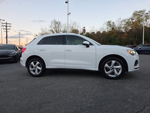 Used 2021 Audi Q3 2.0T Premium image 19