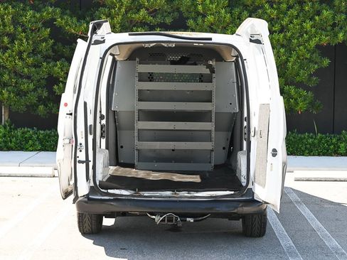 Used 2017 Nissan NV200 S image 9