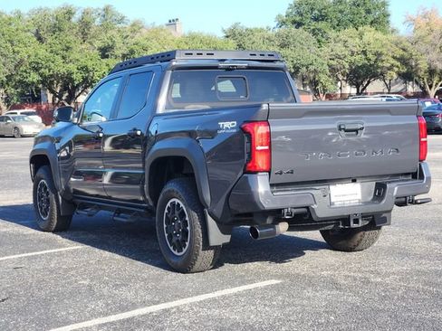 Used 2024 Toyota Tacoma TRD Off-Road w/ TRD Off Road Premium Package AWD/4WD image 3