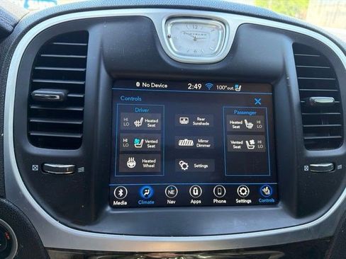 Used 2022 Chrysler 300 Touring L w/ Popular Equipment Group AWD/4WD image 20