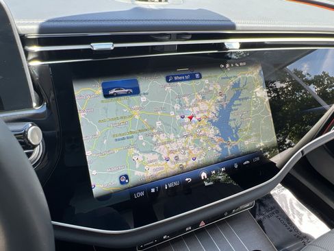 Certified 2024 Mercedes-Benz E 350 4MATIC Sedan image 25