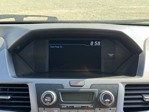 Used 2013 Honda Odyssey LX image 3