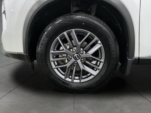 Certified 2025 Nissan Rogue S AWD/4WD image 11