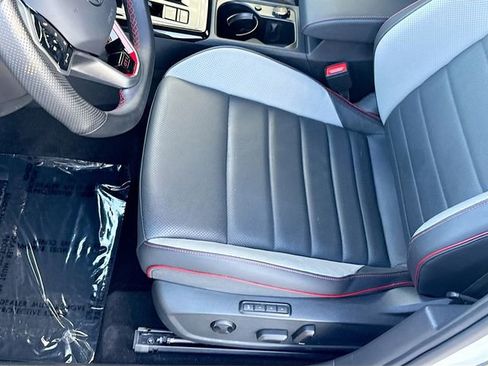 Used 2024 Volkswagen GTI Autobahn image 20