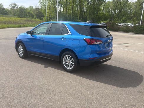 Used 2024 Chevrolet Equinox LT AWD/4WD image 3