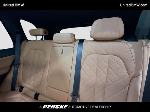 Used 2024 BMW X5 sDrive40i w/ M Sport Package RWD image 13