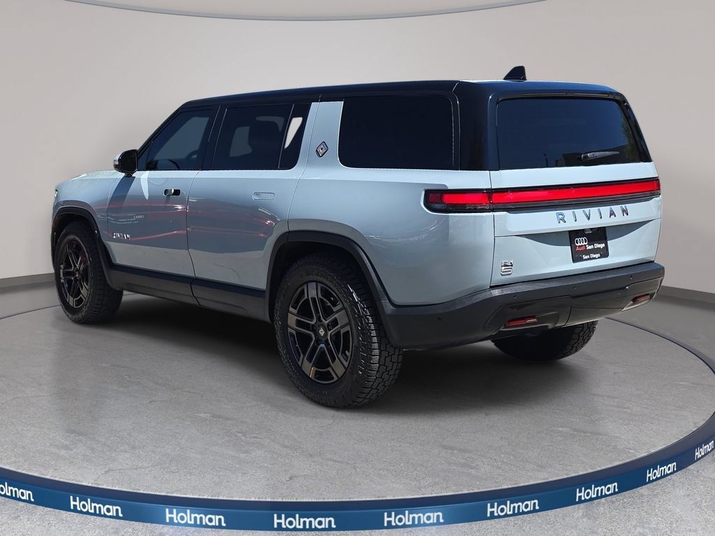 Used 2023 Rivian R1S Adventure Dual AWD/4WD image 8