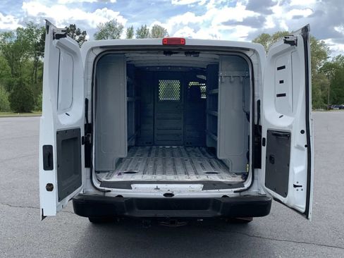 Used 2018 Nissan NV 1500 S image 9