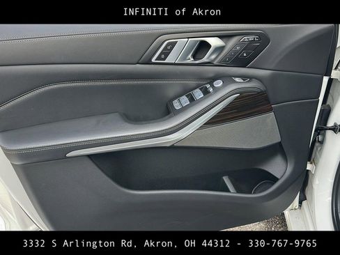 Used 2023 BMW X7 xDrive40i image 45