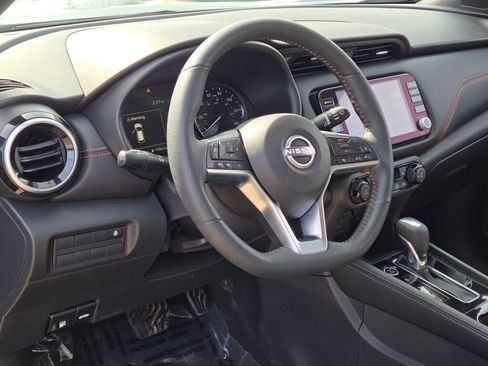 Used 2024 Nissan Kicks SR w/ SR Premium Package image 21