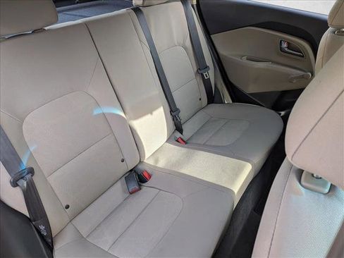 Used 2016 Kia Rio LX image 17