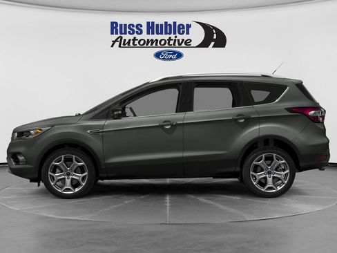 Used 2017 Ford Escape Titanium FWD image 3