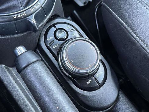 Used 2017 MINI Cooper S image 20