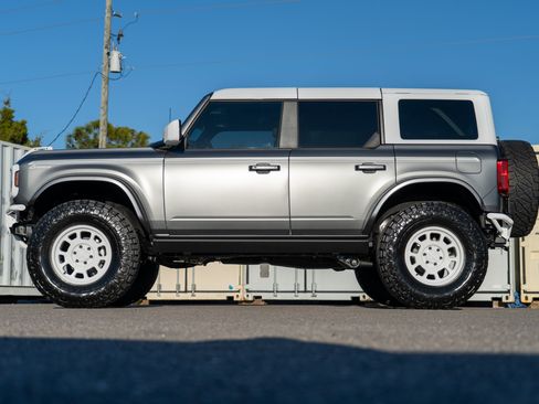 New 2025 Ford Bronco Heritage Edition AWD/4WD image 7