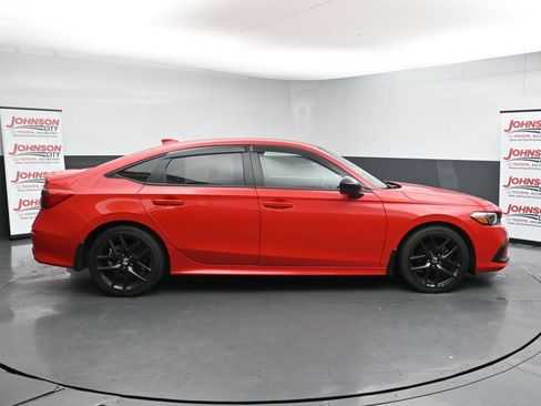 Used 2023 Honda Civic Sport image 9