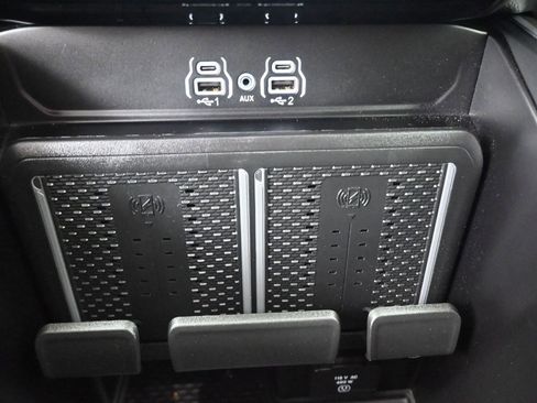 Used 2025 RAM 2500 Laramie image 9