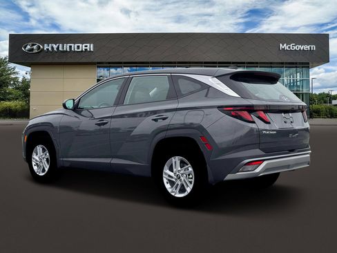 New 2026 Hyundai Tucson SE image 4