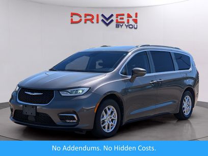 Used 2022 Chrysler Pacifica Touring-L