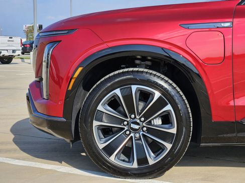 New 2026 Cadillac Vistiq Sport image 8