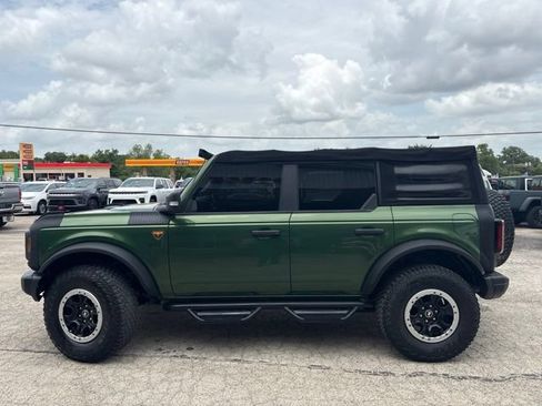 Used 2022 Ford Bronco Badlands AWD/4WD image 2