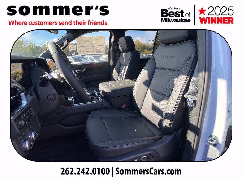 New 2027 GMC Yukon Denali w/ Sun & Power Step Package AWD/4WD image 9