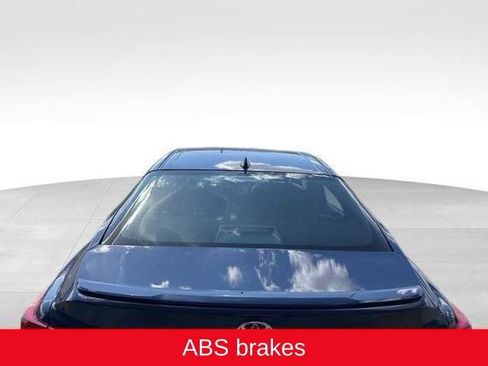 Used 2025 Toyota Camry SE w/ Convenience Package image 5