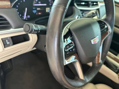 Used 2019 Cadillac XTS Luxury w/ Driver Awareness Package FWD image 20