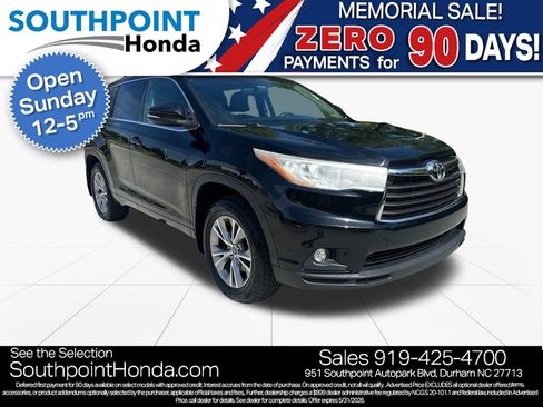 Used 2016 Toyota Highlander Plus AWD/4WD image 1