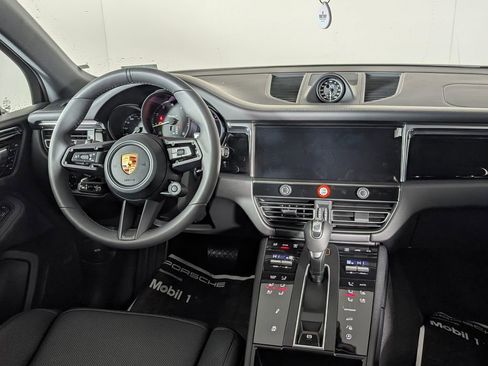 New 2026 Porsche Macan Turbo image 22