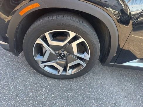 Used 2024 Hyundai Palisade Limited image 11