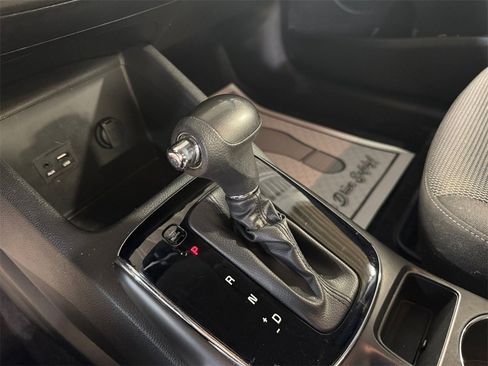 Used 2018 Kia Forte LX image 21