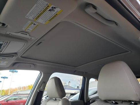 Used 2019 Subaru Forester Limited w/ Popular Package #3 image 16