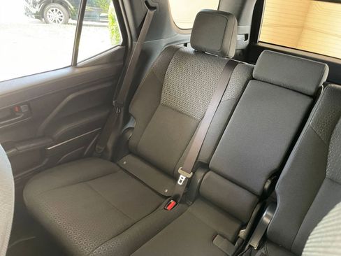 Used 2025 Toyota 4Runner SR5 image 38