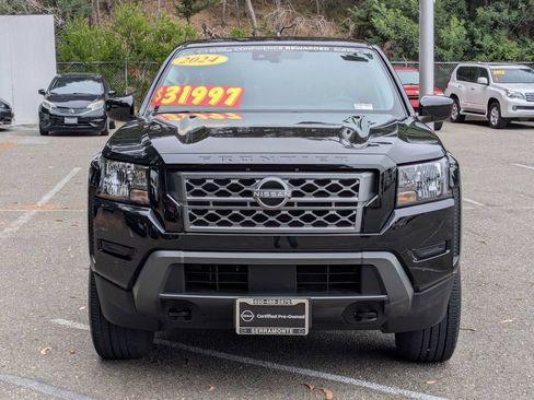 Used 2024 Nissan Frontier SV w/ Technology Package AWD/4WD image 3