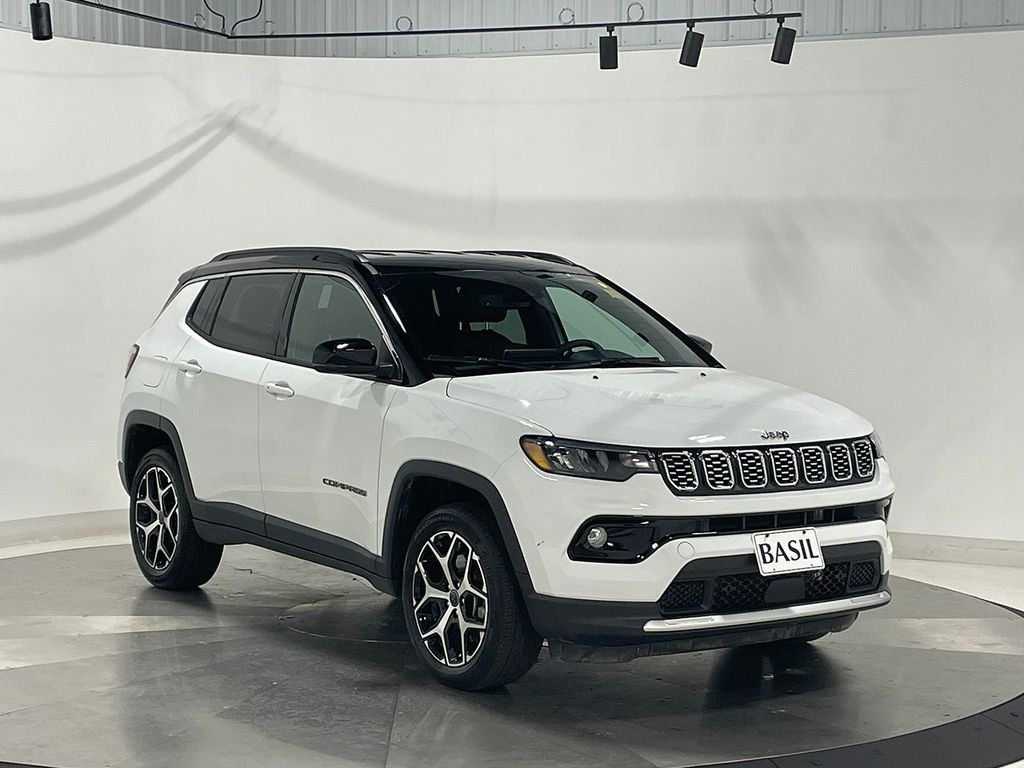 Used 2026 Jeep Compass Limited AWD/4WD image 36