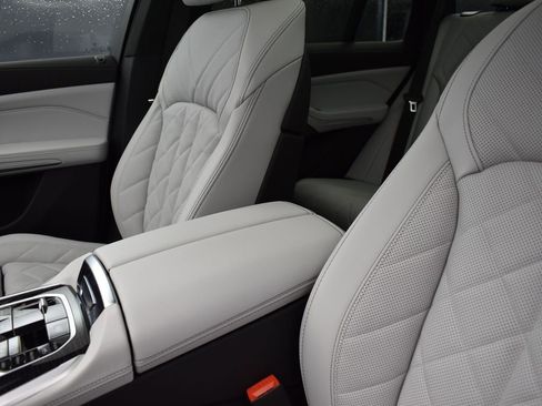 New 2026 BMW X5 xDrive50e w/ M Sport Package image 14