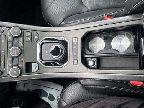 Used 2018 Land Rover Range Rover Evoque HSE AWD/4WD image 17
