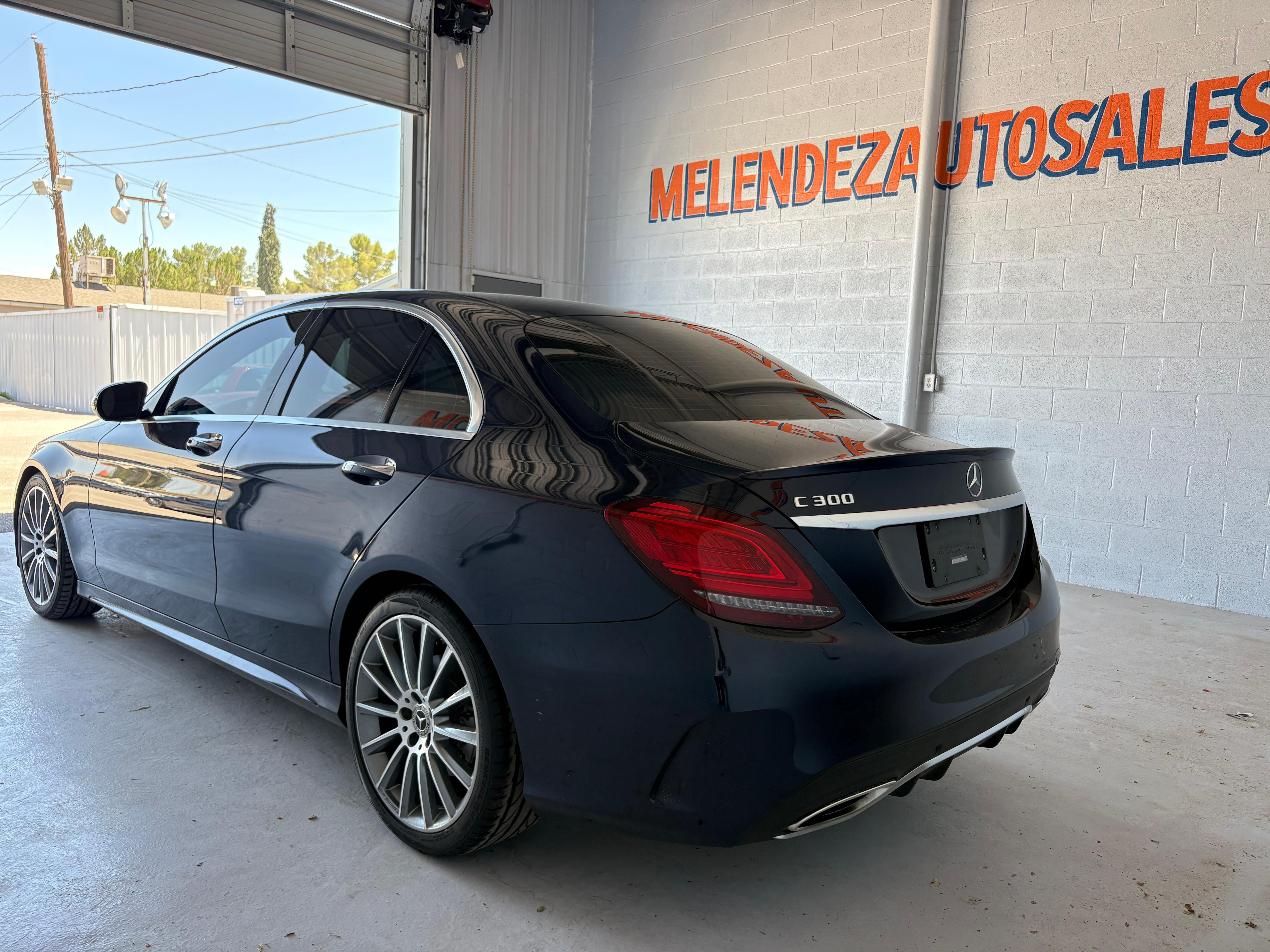 Used 2020 Mercedes-Benz C 300 Sedan image 3