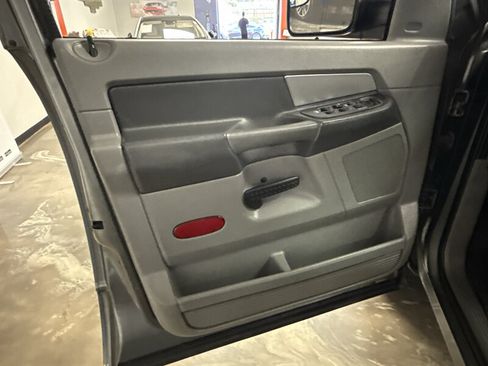 Used 2007 Dodge Ram 2500 Truck SLT w/ Light Group RWD image 16