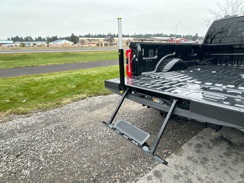 Used 2024 Ford F350 Lariat w/ Lariat Ultimate Package AWD/4WD image 42