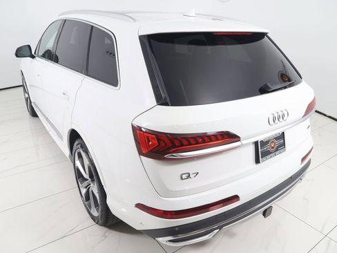 Used 2021 Audi Q7 3.0T Prestige w/ Prestige Package image 28