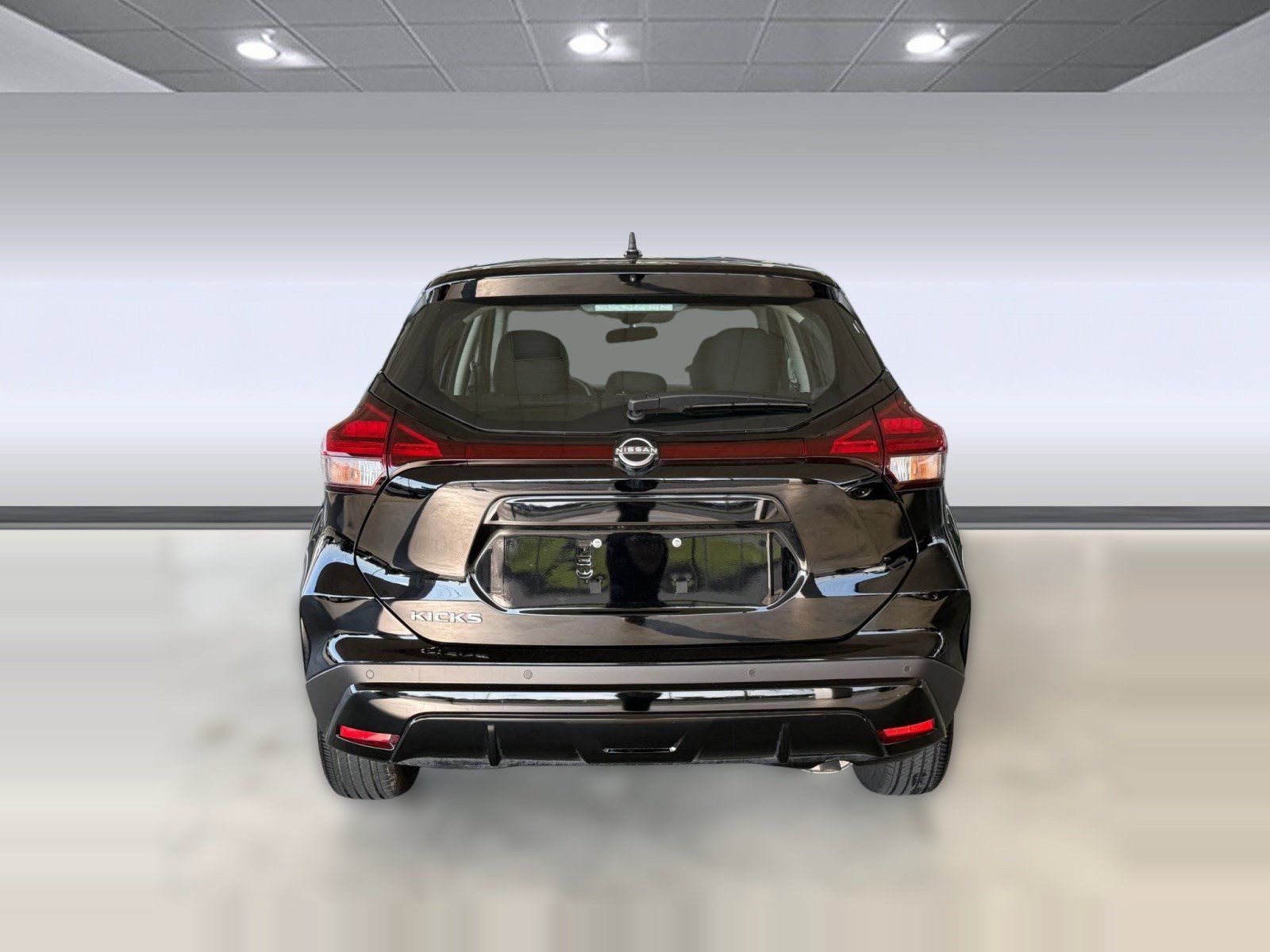 Used 2025 Nissan Kicks Play S FWD image 6