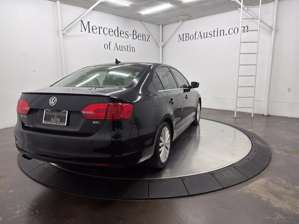 Used 2014 Volkswagen Jetta SEL FWD image 7